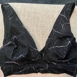 NWT Victoria’s Secret Bralette Size Medium